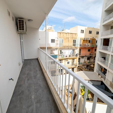 New 3 Bedroom Apartment A1 세인트폴스베이 외부 사진
