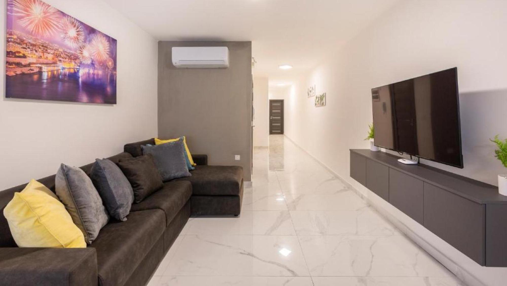 New 3 Bedroom Apartment A1 세인트폴스베이 외부 사진