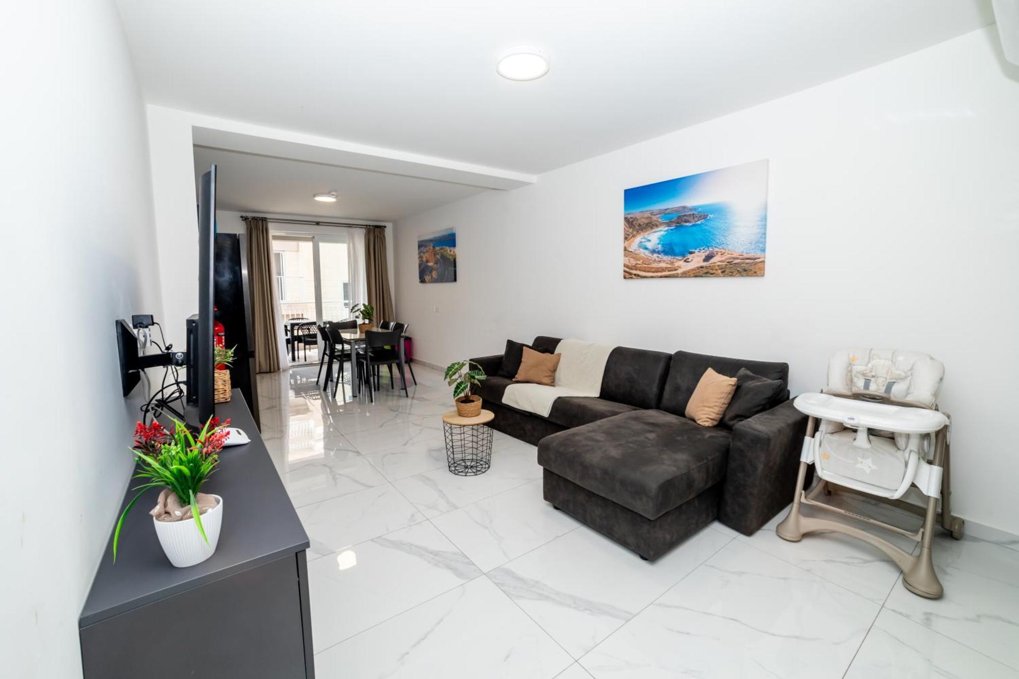New 3 Bedroom Apartment A1 세인트폴스베이 외부 사진