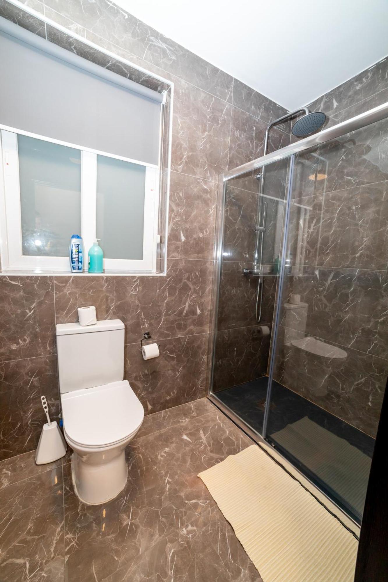 New 3 Bedroom Apartment A1 세인트폴스베이 외부 사진